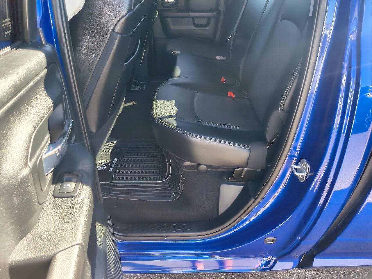 Used 2015 RAM 1500 Sport AWD/4WD image 19