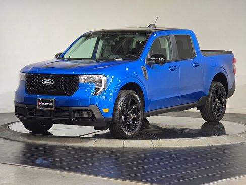 New 2025 Ford Maverick Lariat w/ Black Appearance Package image 10