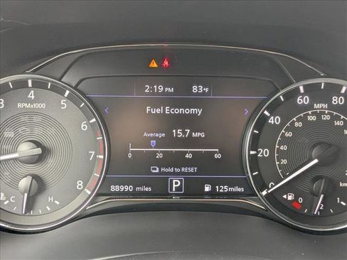 Used 2021 INFINITI QX80 Luxe image 11