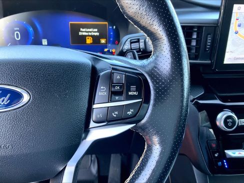 Used 2022 Ford Explorer ST w/ Equipment Group 401A AWD/4WD image 21