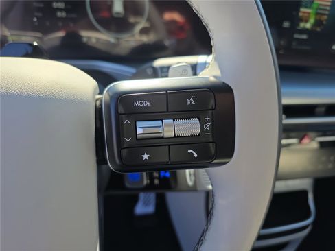 New 2026 Hyundai Ioniq 9 Calligraphy image 23