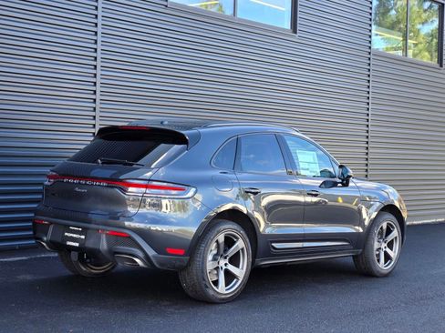 New 2026 Porsche Macan AWD/4WD image 7
