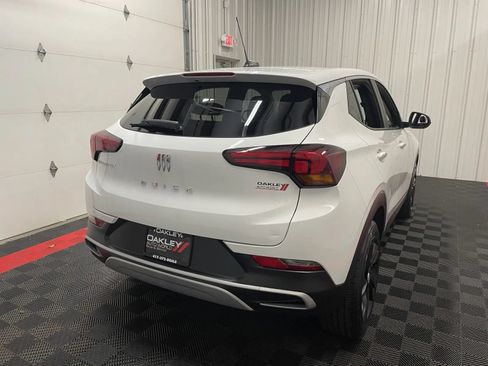 Used 2024 Buick Encore GX Preferred FWD image 15