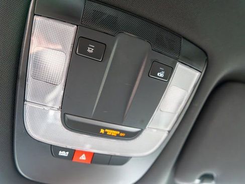 Used 2025 Kia K5 GT-Line AWD/4WD image 35