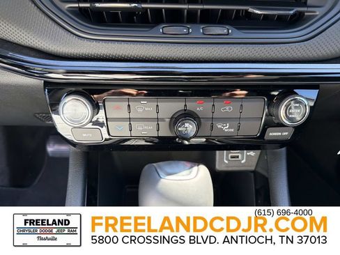 New 2026 Jeep Compass Latitude image 27