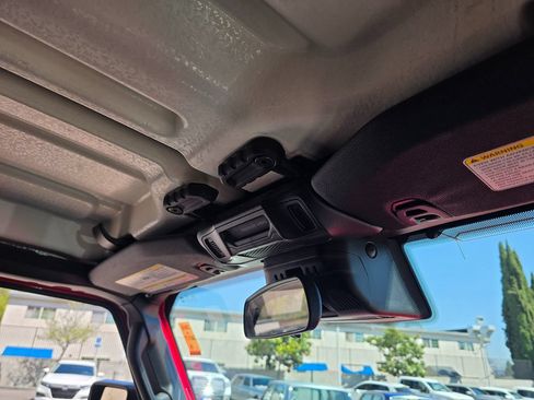 Used 2024 Jeep Wrangler Unlimited AWD/4WD image 17