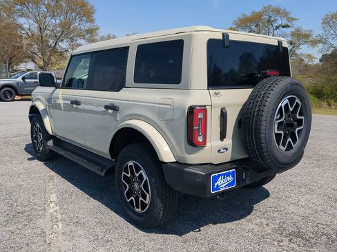 New 2026 Ford Bronco Outer Banks AWD/4WD image 5