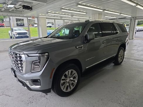 Certified 2025 GMC Yukon Denali AWD/4WD image 2