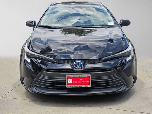 Certified 2024 Toyota Corolla LE FWD image 8