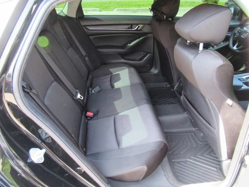 Used 2021 Honda Accord LX image 27