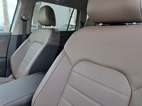 Used 2025 Volkswagen Atlas SEL image 20