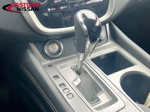 Used 2023 Nissan Murano SV image 21