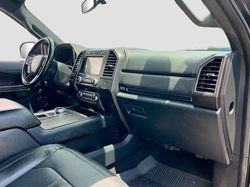 Used 2021 Ford Expedition Max Limited RWD image 32
