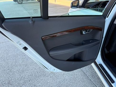 Used 2014 Volvo S80 3.2 image 19