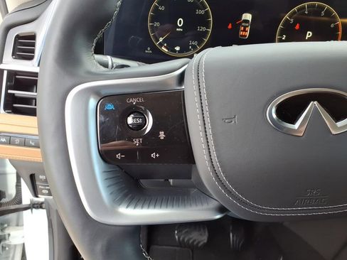 Used 2025 INFINITI QX80 Sensory AWD/4WD image 9