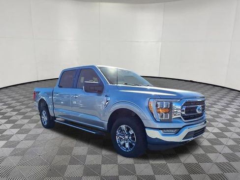 Used 2022 Ford F150 XLT w/ Equipment Group 302A High AWD/4WD image 3