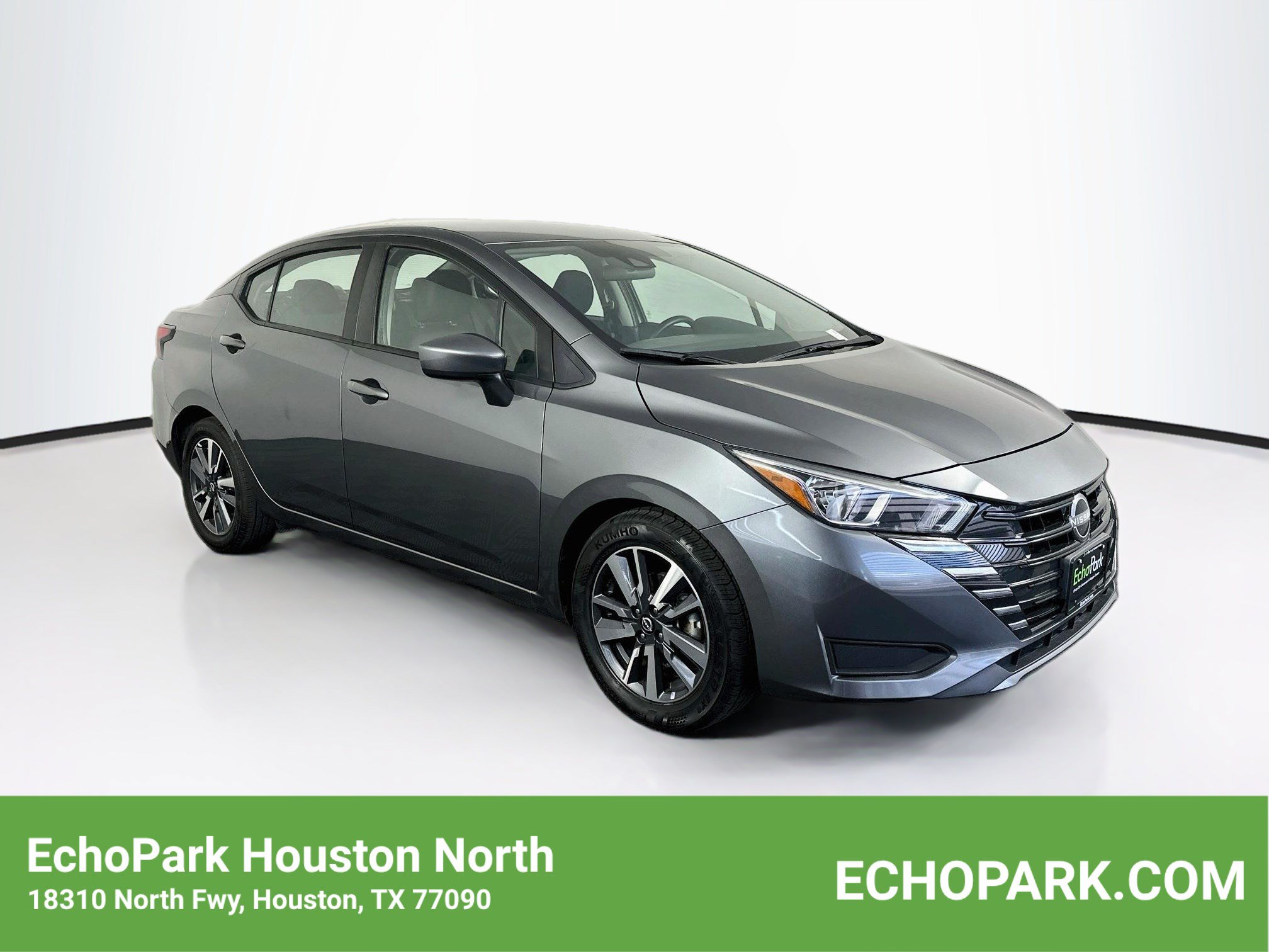Used 2024 Nissan Versa SV FWD image 1