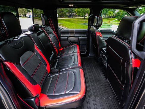 Used 2019 Ford F150 Lariat w/ Equipment Group 502A Luxury AWD/4WD image 45