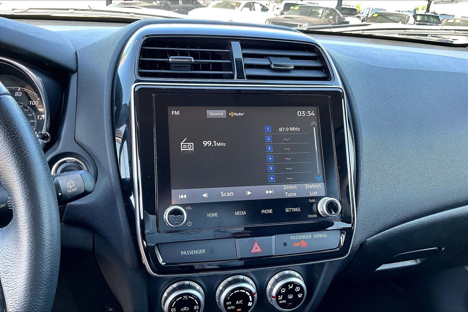 Used 2025 Mitsubishi Outlander Sport SE AWD/4WD image 30