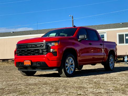 New 2026 Chevrolet Silverado 1500 Custom w/ LPO, Dark Essentials Package image 10