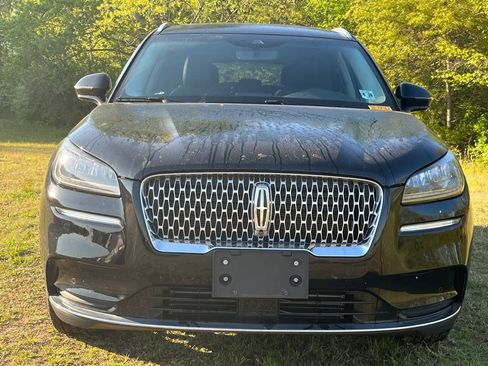 Used 2022 Lincoln Corsair Reserve w/ Equipment Group 201A AWD/4WD image 2