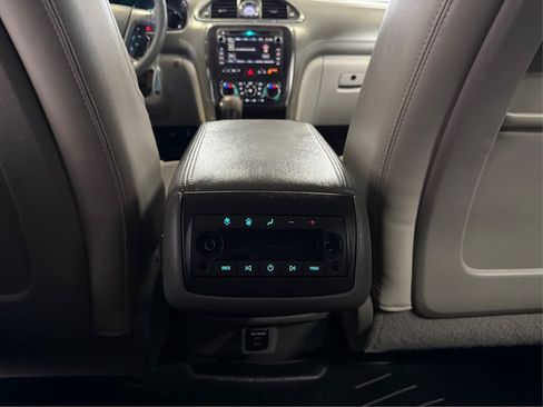 Used 2016 Buick Enclave Premium AWD/4WD image 25