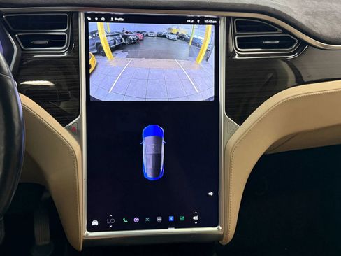 Used 2016 Tesla Model X 75D image 32