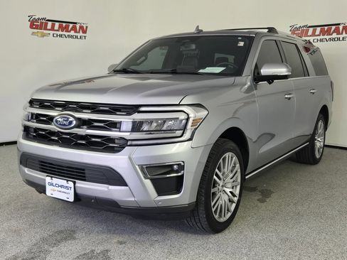 Used 2023 Ford Expedition Max Limited RWD image 3