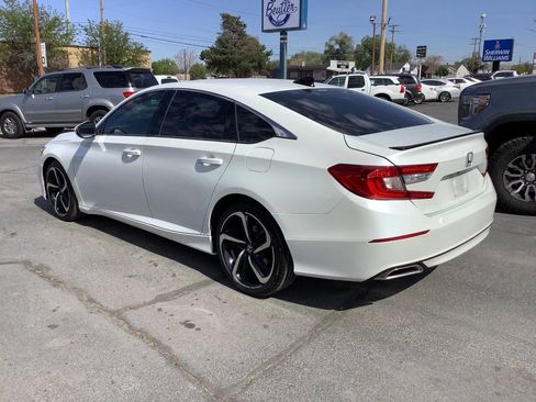 Used 2022 Honda Accord Sport image 14