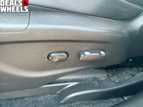 Used 2018 Buick Encore Sport Touring w/ Safety Package FWD image 18