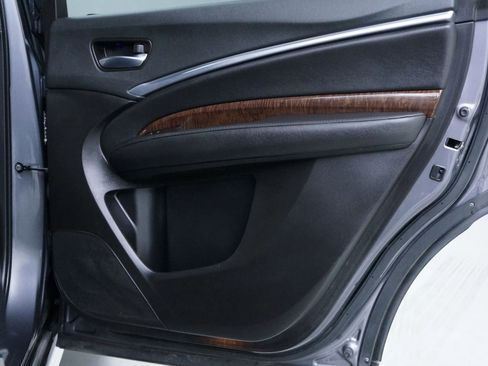 Used 2018 Acura MDX FWD image 30