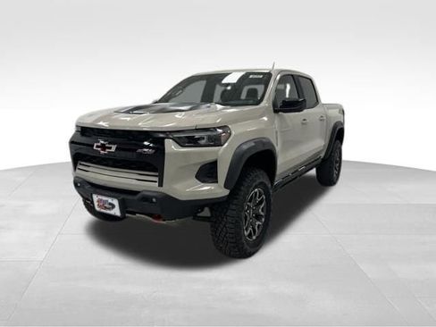New 2026 Chevrolet Colorado ZR2 w/ Technology Package AWD/4WD image 3