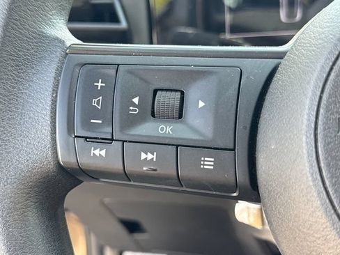 Used 2025 Nissan Kicks S FWD image 24