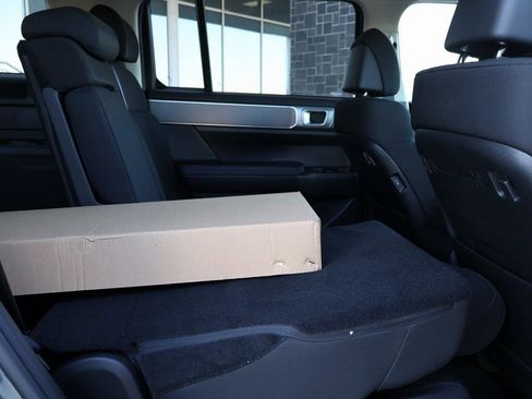 New 2026 Hyundai Santa Fe SE image 13