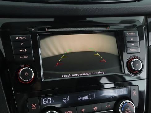 Used 2019 Nissan Rogue Sport SV w/ All-Weather Package AWD/4WD image 12