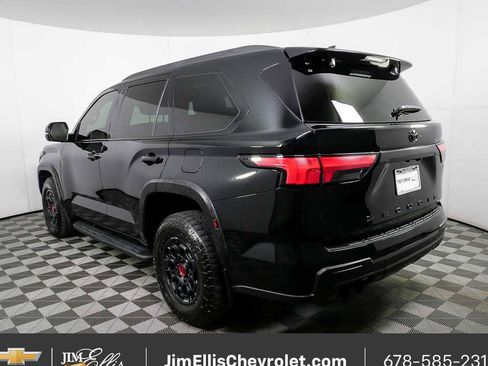 Used 2025 Toyota Sequoia TRD Pro AWD/4WD image 27