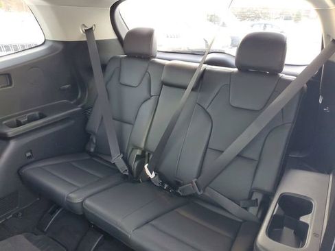 Used 2023 Kia Telluride LX AWD/4WD image 28