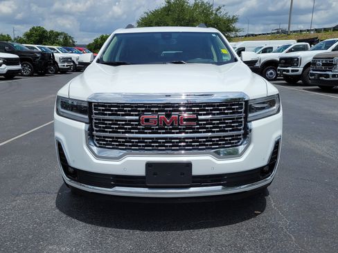 Used 2023 GMC Acadia Denali AWD/4WD image 2