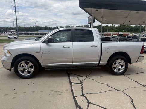 Used 2016 RAM 1500 Big Horn AWD/4WD image 4