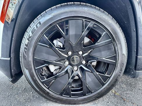 Used 2024 Jeep Wagoneer Launch Edition image 19