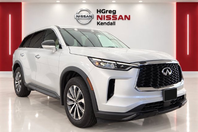 Used 2023 INFINITI QX60 Pure FWD image 3