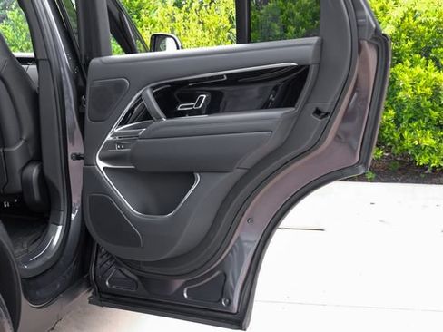 New 2026 Land Rover Range Rover SE AWD/4WD image 58