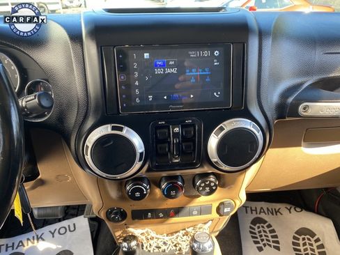 Used 2011 Jeep Wrangler Unlimited Sahara image 26