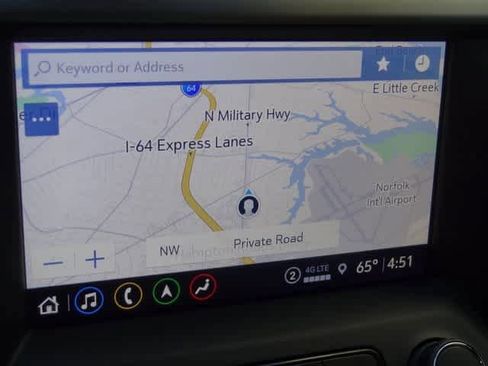 Used 2023 GMC Acadia SLT image 27