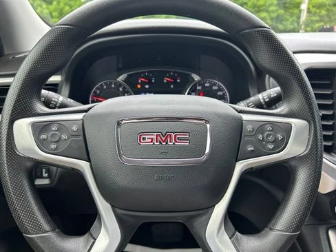 Used 2023 GMC Acadia SLE w/ Driver Convenience Package FWD image 29