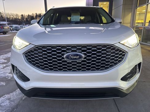 Certified 2024 Ford Edge SEL w/ Convenience Package image 9