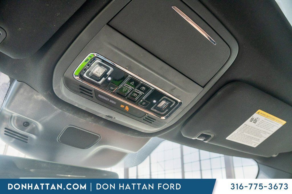 Used 2023 Lincoln Aviator Reserve w/ Equipment Group 201A AWD/4WD image 14
