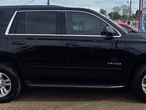 Used 2017 Chevrolet Tahoe LS RWD image 2