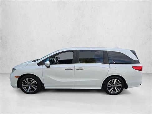 Used 2022 Honda Odyssey Touring image 9