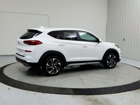 Used 2019 Hyundai Tucson Sport image 7